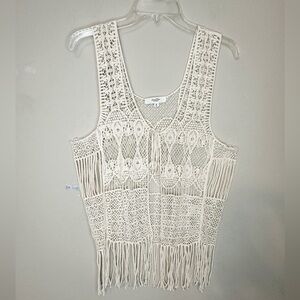 Love Tree Los Angeles Women’s Crean Boho Fringed Crochet Style Vest - size M